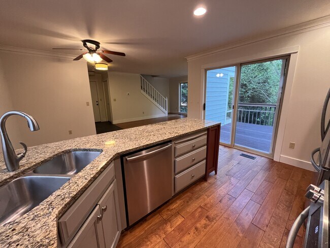 Foto del edificio - 243 S Palatine Hill Rd