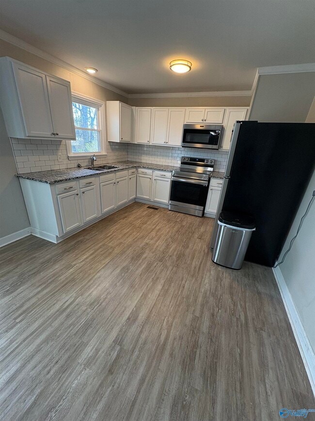 Foto del edificio - 3118 Adonna Dr NW