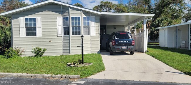 Foto del edificio - 24945 Windward Blvd