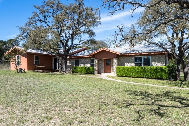 Building Photo - 206 Gatlin Creek Rd