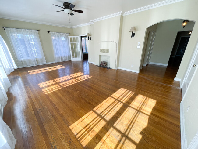 Foto del edificio - 620 S Ardmore Ave