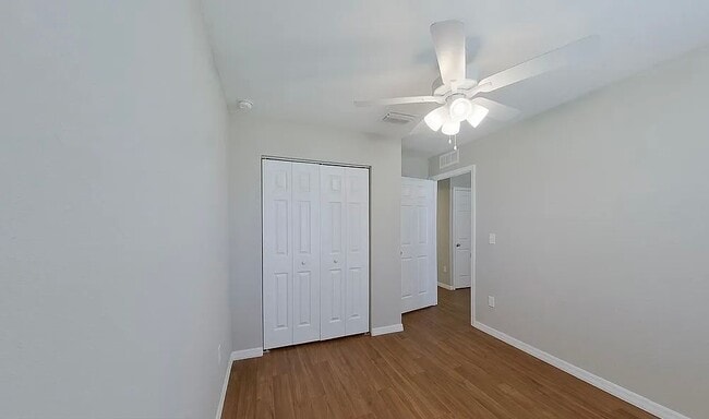 Foto del edificio - 5631 Hibiscus Rd