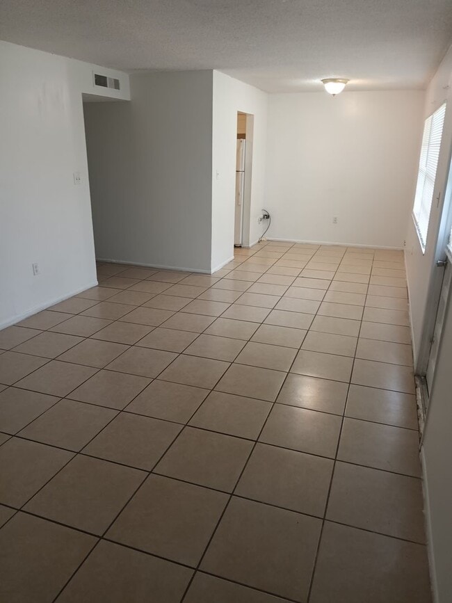 Photo - 1436 Holden Ave Apartment