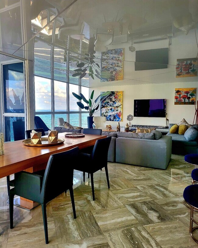 Foto del edificio - 16425 Collins Ave