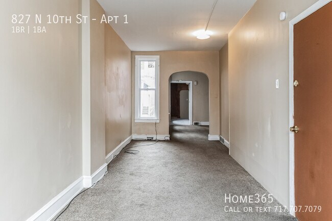 Building Photo - Modern Urban 1 bed 1 bath Unique Unit $$10...