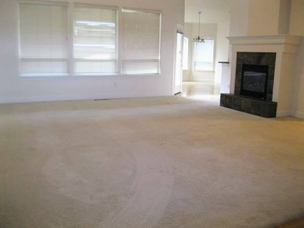 Building Photo - 102 Sandridge Way