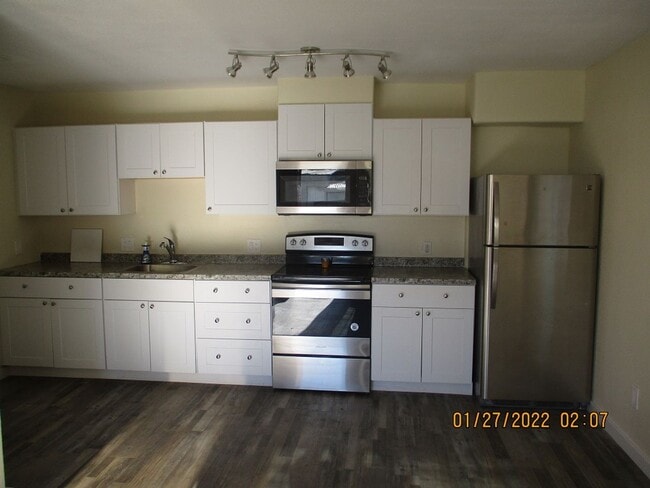 Building Photo - 420 N 16th St