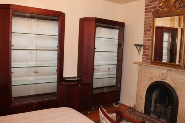 Guest Bedroom View 2 - 85-14 108th St