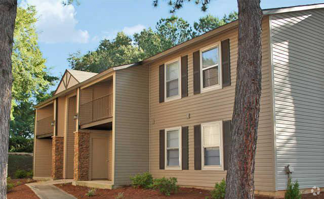 Foto del edificio - The Woodlands Apartments