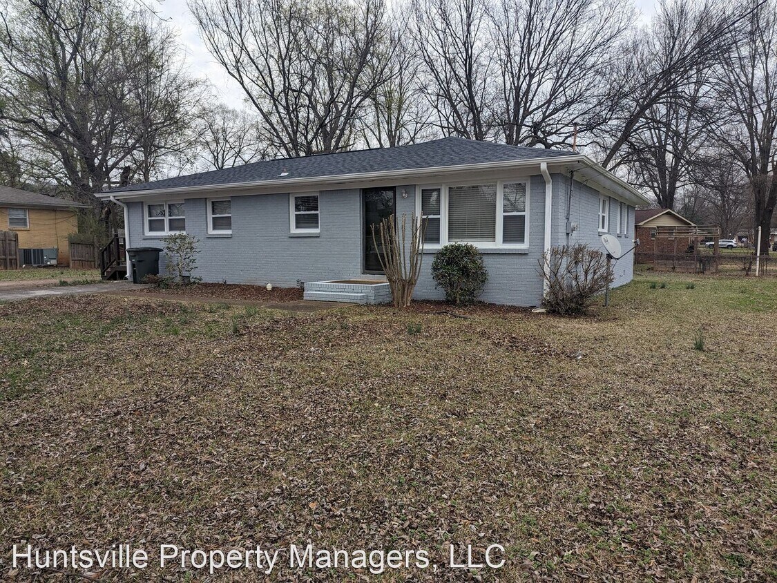 3 br, 2.5 bath House 325 Jack Coleman Dr... House Rental in