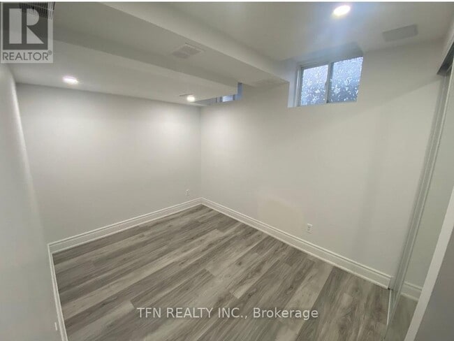 Photo du bâtiment - 101 Luisa St