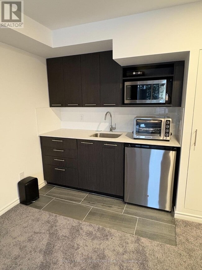 Photo du bâtiment - 43 Parktree Dr