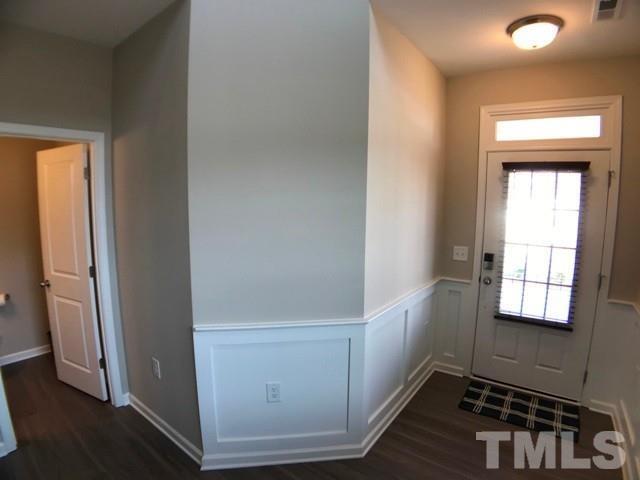 Building Photo - 462 Summit Trail Dr
