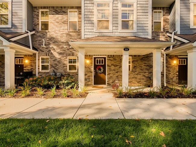 Move-In Ready 3-Bedroom Home in Prime Down... - Move-In Ready 3-Bedroom Home in Prime Down...