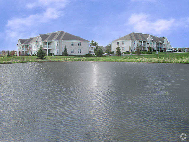 Pond - Whispering Ponds Apartments