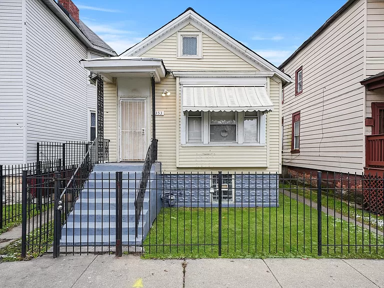 Primary Photo - 5353 S Princeton Ave