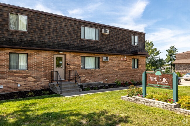 Photo - Park Place Apts