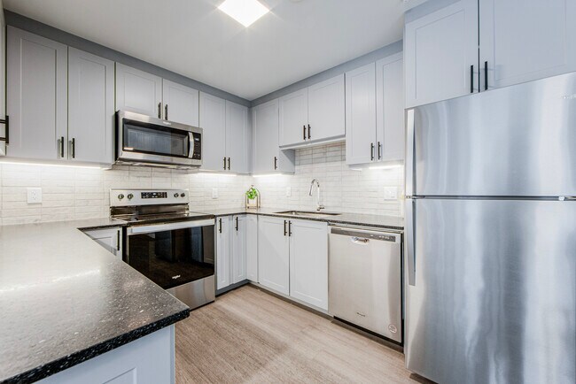 Photo du bâtiment - Rosewater Apartments