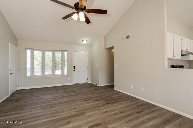 Building Photo - 13026 N 55th Dr