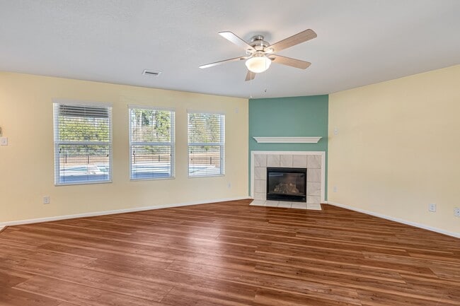 Building Photo - 16707 Lark Bunting Ln