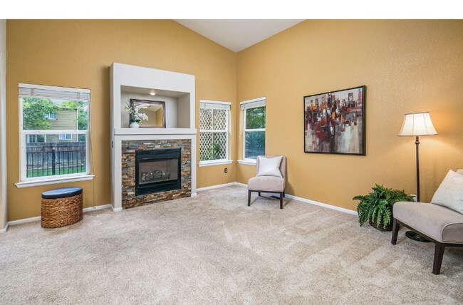 Building Photo - 1775 Twin Lakes Cir