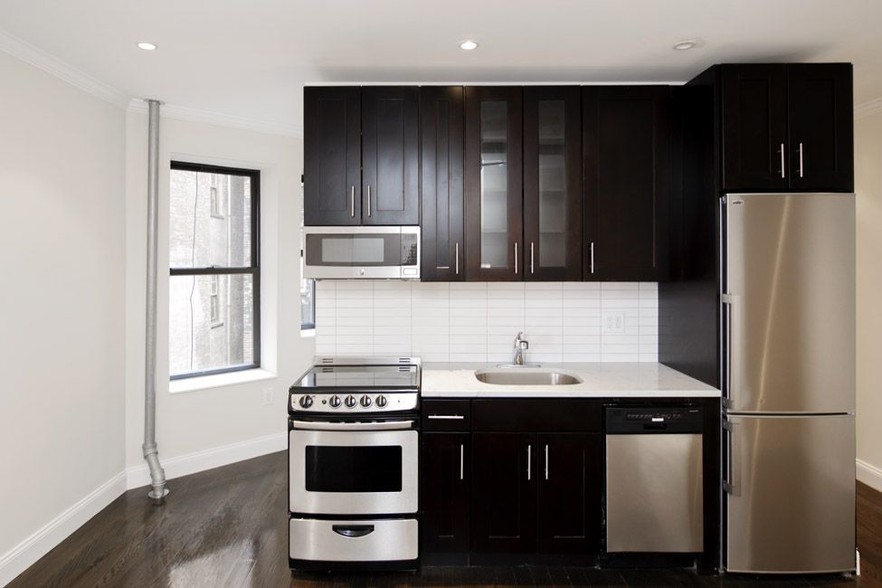 Primary Photo - 57 2nd Ave