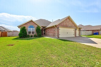 Building Photo - 15166 Fox Hollow Rd