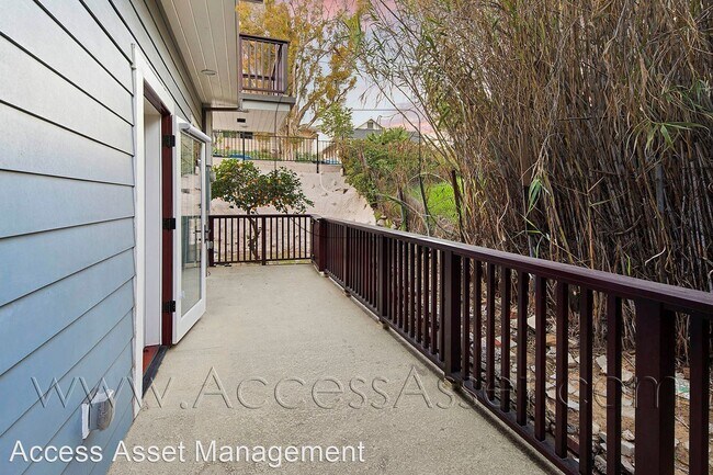 Foto del edificio - 1646 N Benton Way