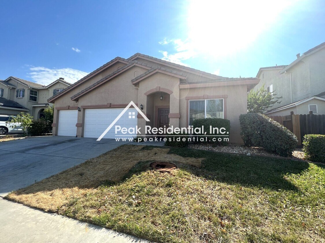 Foto principal - 4 br, 2 bath House - 6605 Rabbit Hollow Wy