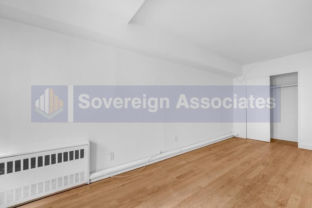 Foto del edificio - 427 East 80th Street