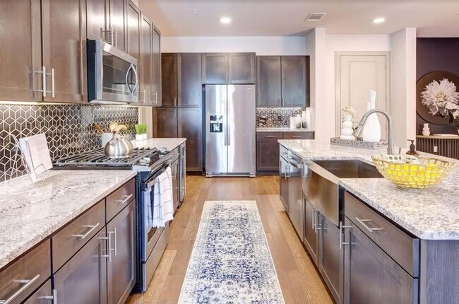 Foto del edificio - 8602 Preston Rd