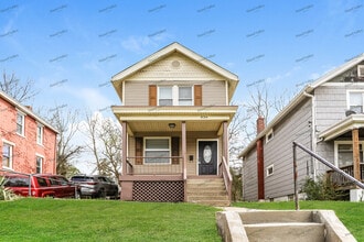 Building Photo - 836 Harris Ave