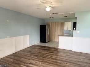Building Photo - 1113 Vineyard St