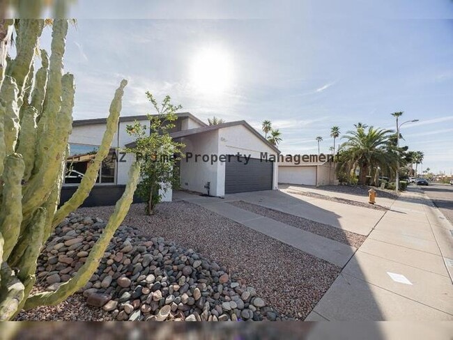 Building Photo - 2229 N 87th Way