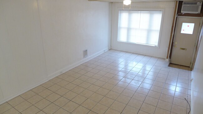 Foto del edificio - 225 S Eaton St