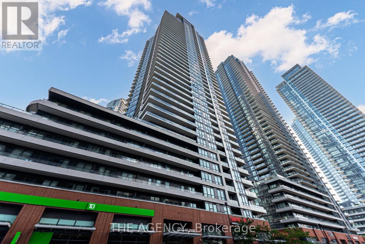 Primary Photo - 2212-2212 Lake Shore Blvd W
