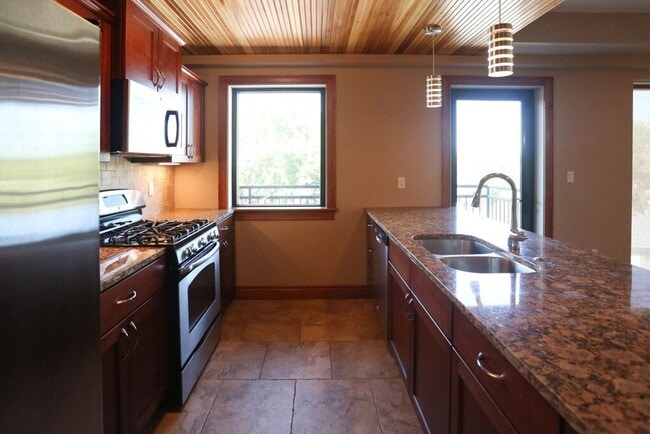 Interior Photo - Northlight Luxury Lofts