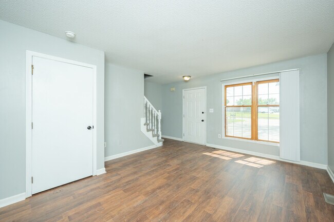 Foto del edificio - 675 Ashworth Dr