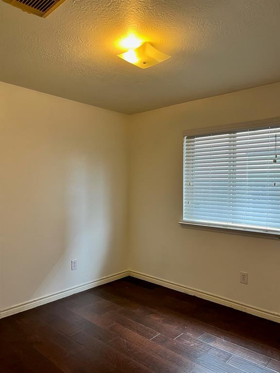Foto del edificio - 13138 Woodvine Trail
