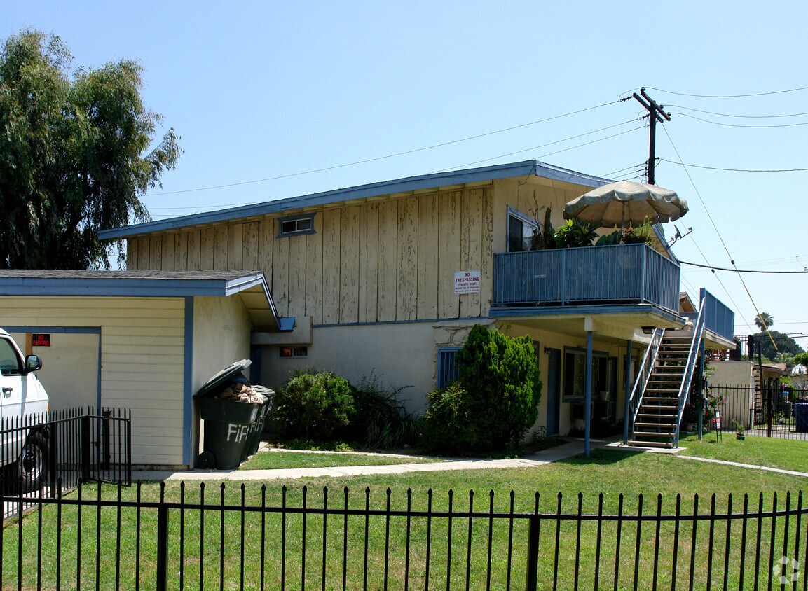 Foto del edificio - 1233 E 5th St