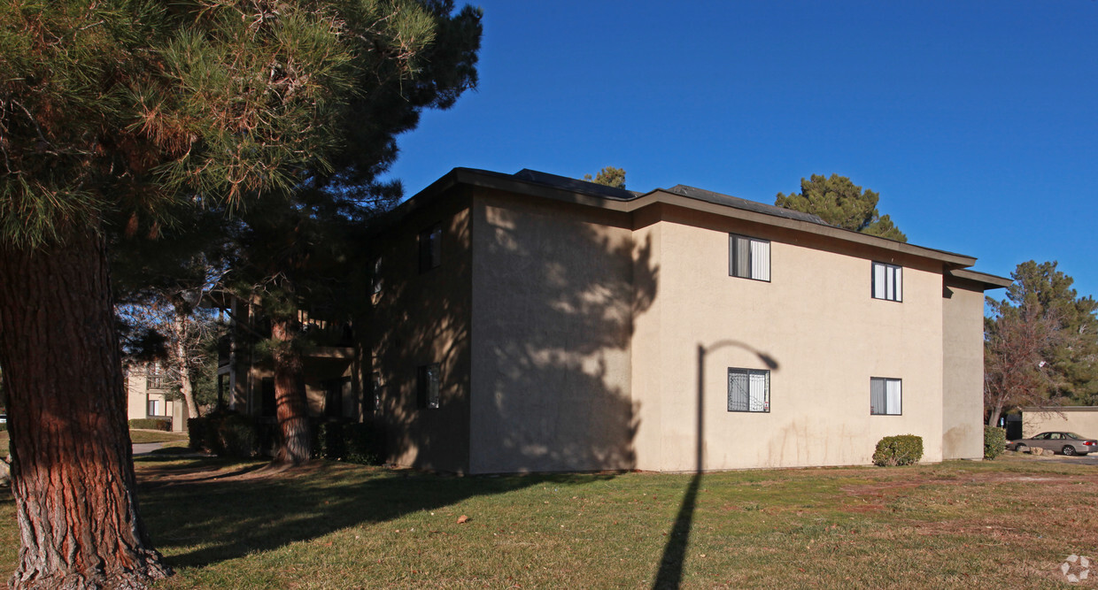 Cedar Ridge - Cedar Ridge Apartments