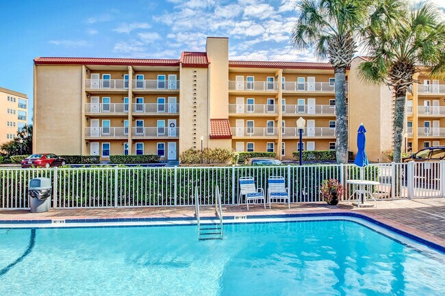 Foto del edificio - 3420 S Fletcher Ave