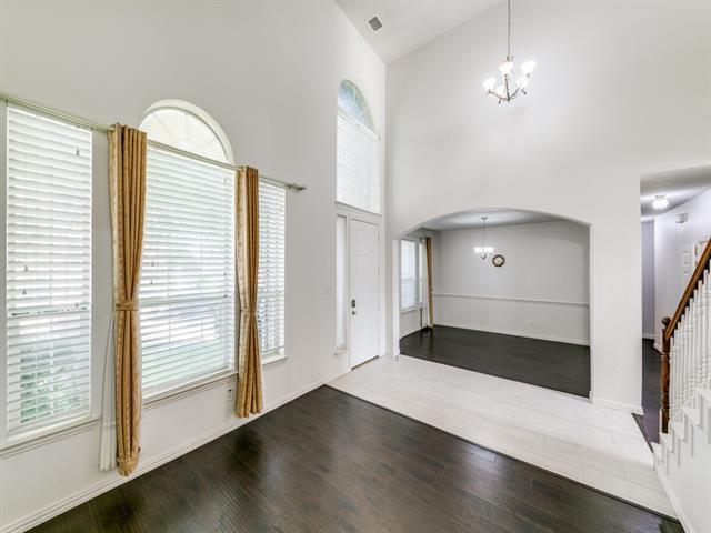 Foto del edificio - 8317 Spring Valley Ln