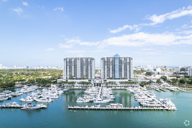 Foto del edificio - Sunset Harbour Condo North Tower