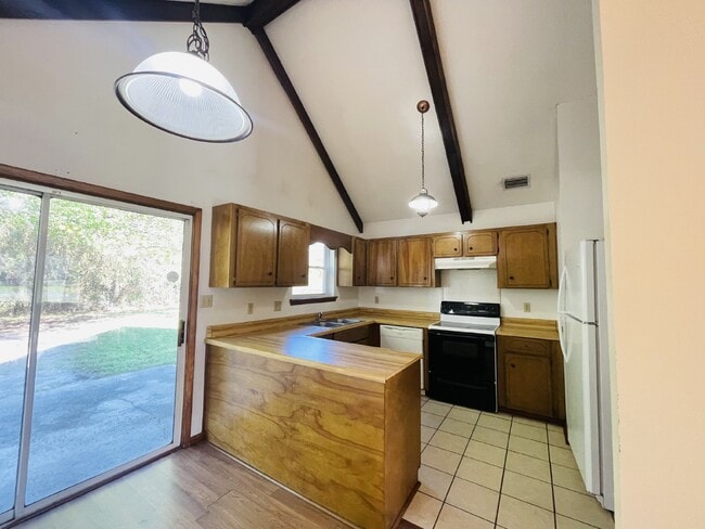 Foto del edificio - Home For Rent