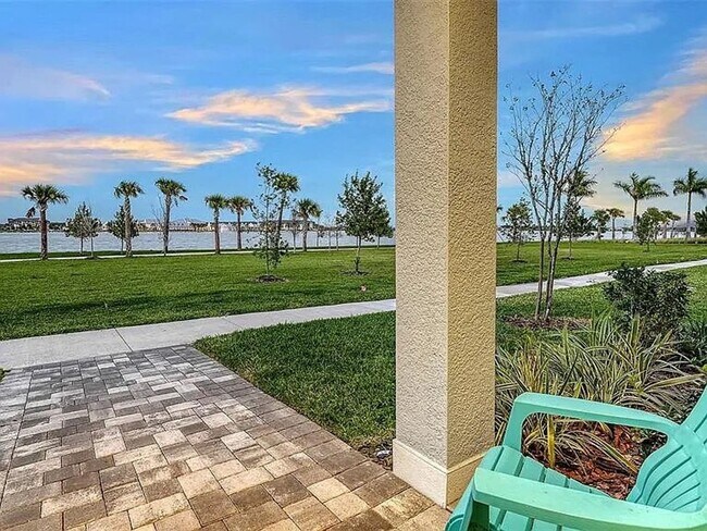 Building Photo - 3bd Townhouse w/ Stunning Waterfront View at Waterside