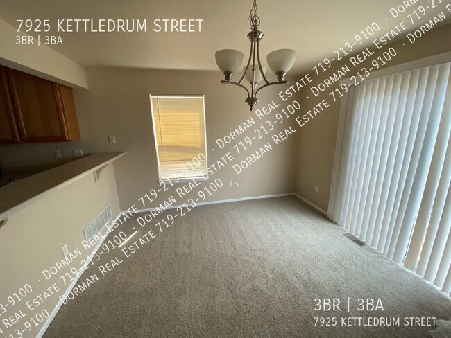 Foto del edificio - 7925 Kettle Drum St