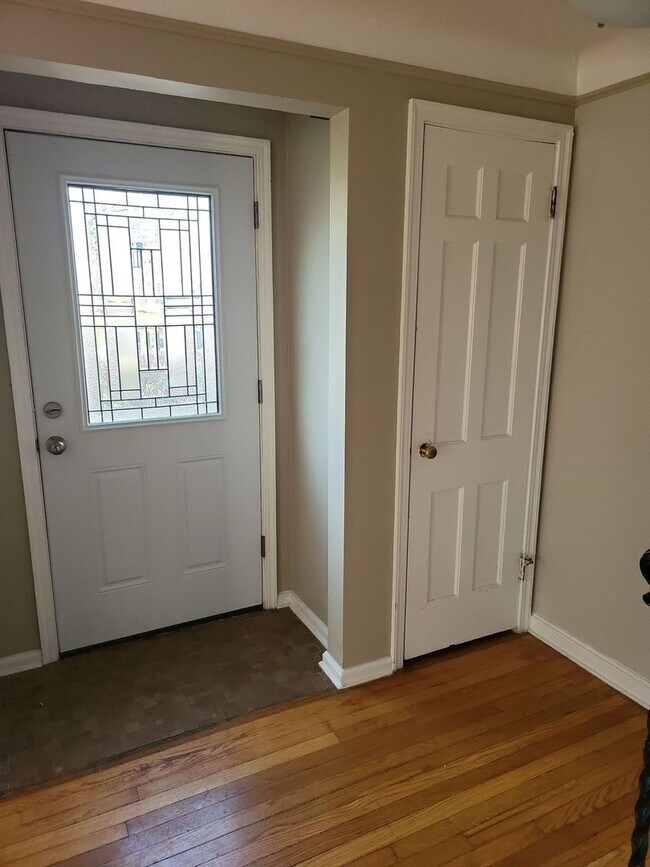 Foto del edificio - Beautiful Spacious Home in Lyndhurst