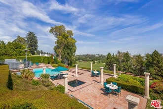 Building Photo - 10820 Ambazac Way