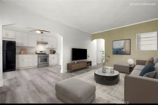 Foto del edificio - 2121 James M Wood Blvd